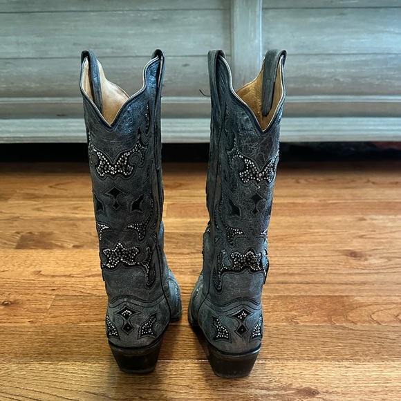 Size 8M Corral Women’s Boots - Picture 3 of 8
